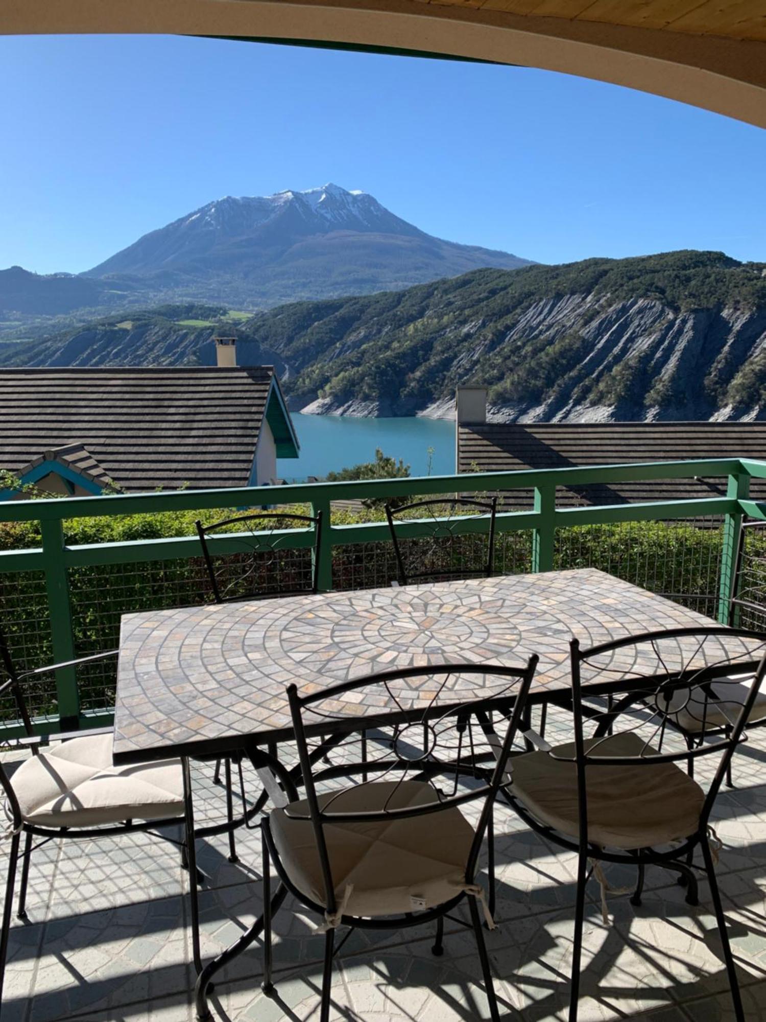 Maison De Montagne Au Bord Du Lac Le Sauze-du-lac Dış mekan fotoğraf